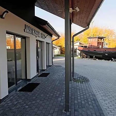 Jastrzebia Port Деревянный коттедж